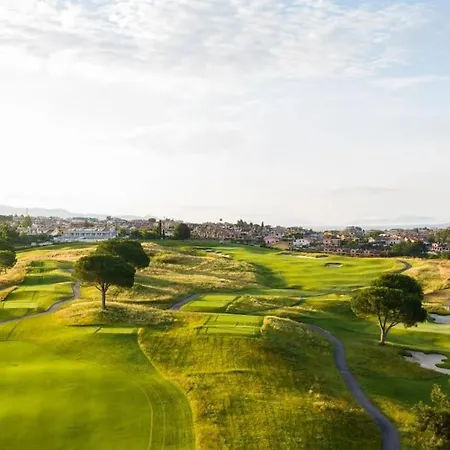 Rome - 4 Beds 3 Bathrooms Next To Ryder Cup Golf Club Villa