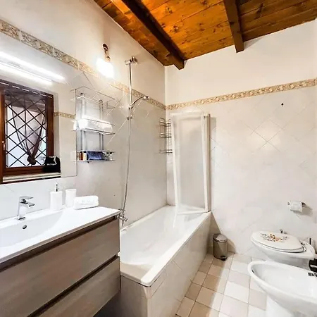 Rome - 4 Beds 3 Bathrooms Next To Ryder Cup Golf Club Villa Marco Simone